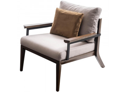 Stilvoller Beiger Polstersessel Designer Wohnzimmer Einsitzer Sessel