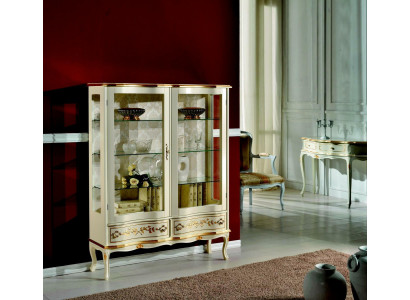 Conception Armoire en bois Vitrines d'exposition Meubles de luxe italiens Bahut de style baroque