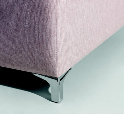 Un canapé 2 places moderne et confortable de couleur rose élégante