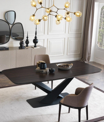Table de salle à manger Table 4x Chaises Buffet Miroir 7 pièces Ensemble du groupe de design