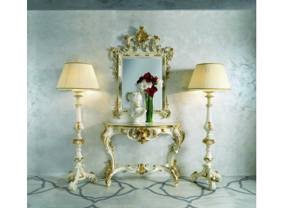 Console table - Table console Chair - Chaise Dressing table - Coiffeuse Consoles - Consoles Table - Table Dressing table - Coiffeuse Cosmetics - Cosmétiques