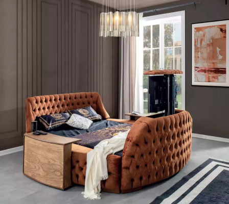 Lit Chesterfield Design Rembourré de Luxe Lit Hôtel Brun avec Télévision
