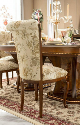 Ensemble de salle à manger comprenant 6 chaises, ensemble de salle à manger de style antique avec table de 7 pièces. Nouveau