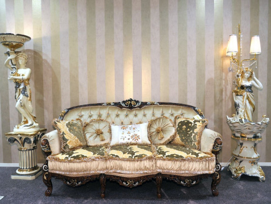 Canapé trois places Chesterfield en tissu classique R