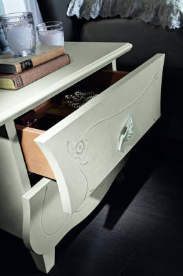 Meubles de design Lits de luxe classiques Nouveau lit 2x Table de chevet Ensemble de chambre à coucher 3 pièces