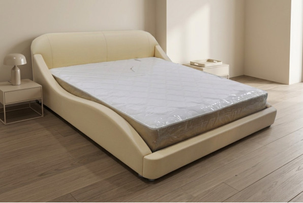Nouveau, moderne et confortable lit pour la chambre