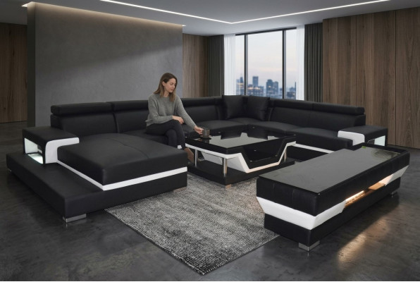 Conception de canapé d'angle de salon en cuir rembourré avec élégance suite de designer.