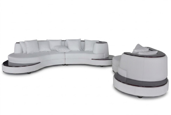 Luxuriöses Wohnlandschafts-Eck-Ledersofa in XXL-Größe.