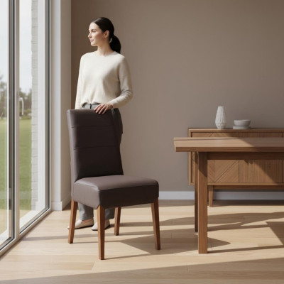 Ensemble de 4 chaises en bois massif et cuir pour salle à manger, chaises de designer, chaises de salle à manger.