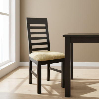 Ensemble de 8 fauteuils de design en textile et bois avec rembourrage pour salle à manger gastronomique.