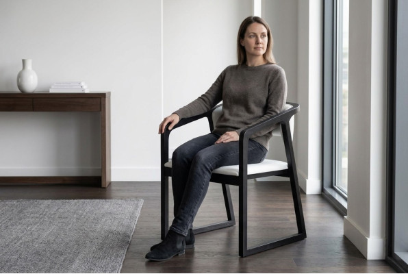 Fauteuil en métal Design Rembourrage Lounge Club Chaise Siège Relax Luxe Salle à Manger Nouveau
