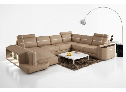 Notre moderne canapé en cuir en forme de U dans un style designer exquis