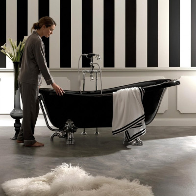 Baignoire autoportante exclusive en acrylique.