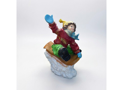 Junge Schnee Winter Figur Statue Deko Figuren Dekoration Garten Schlitten Fahrt