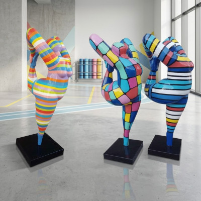 Statue de designer abstrait XXL figures jardin salon art sculpture colorée
