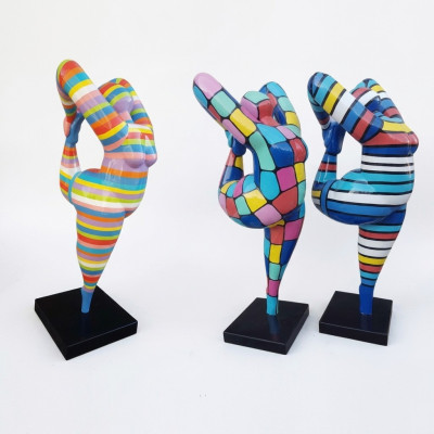 Statue de designer abstrait XXL figures jardin salon art sculpture colorée