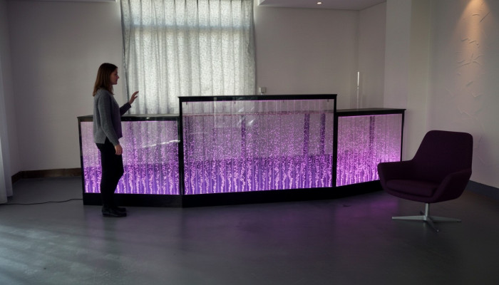 Étagère de comptoir Bar Mur d'eau Colonne Comptoir éclairé Meubles d'étagères