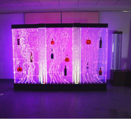 Étagère LED Bar Water Wall Décoration Colonne Lumineuse Mur d'Eau Illuminé Comptoir de Bar