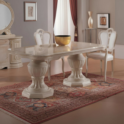 Table de salle à manger ovale luxueuse : meuble au design exclusif en bois italien