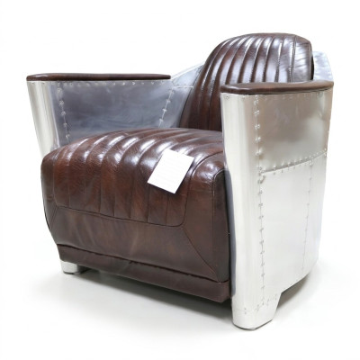 Conception de chaise en cuir véritable de style vintage, chaise design fauteuil en cuir d'aviateur en chrome.