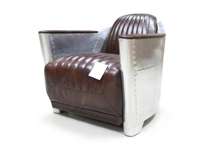 Conception de chaise en cuir véritable de style vintage, chaise design fauteuil en cuir d'aviateur en chrome.