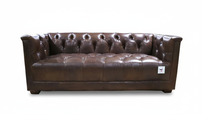 Canapé 3 places Chesterfield 3 places Vintage Brun Canapé en cuir marron usé.