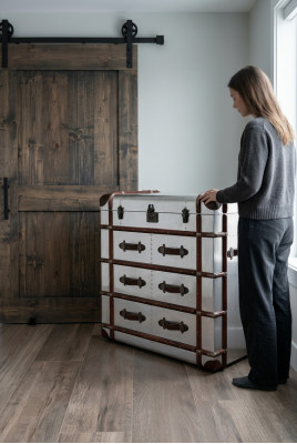 Commode en aluminium Valise vintage Buffet Aviateur Meubles de designer Aviateur