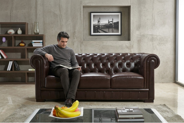 Canapé trois places revêtement canapé design moderne canapés 3 places chesterfield marron.