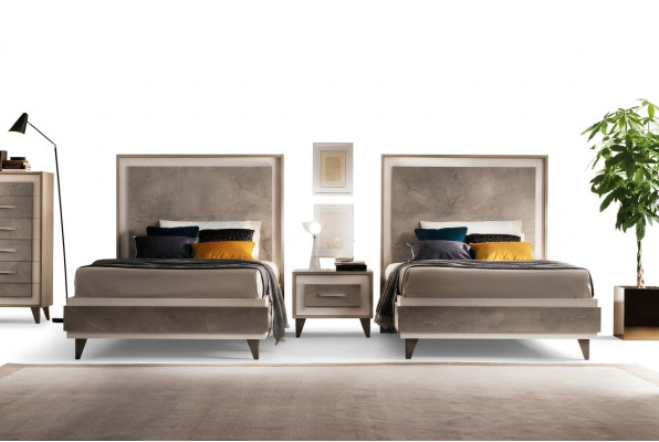 Ensemble Hôtel 2x Lits Table de chevet Conception Chambre à coucher 3 pièces. Mobilier arredoclassic