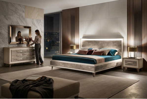 Ensembles de chambre à coucher Lit 2x Table de chevet Commode Miroir ensemble 5 pièces arredoclassic