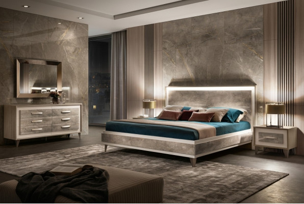 Ensembles de chambre à coucher Lit 2x Table de chevet Commode Miroir ensemble 5 pièces arredoclassic