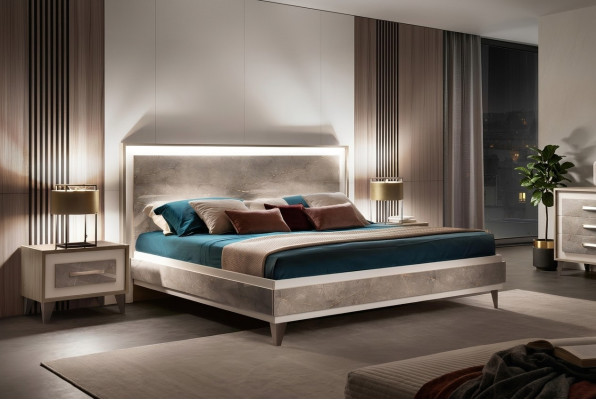 Lit 2x Table de chevet Ensemble de chambre à coucher 3 pièces Mobilier Moderne de Luxe Lits arredoclassic