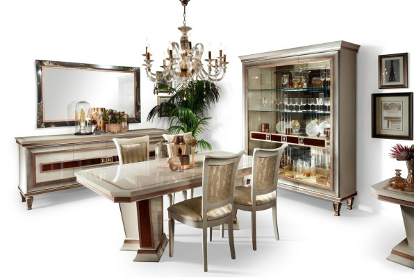 Table à manger 4x chaises Vitrine Commode 8 pièces. Salle à manger Set Groupe Suite Table nouvelle