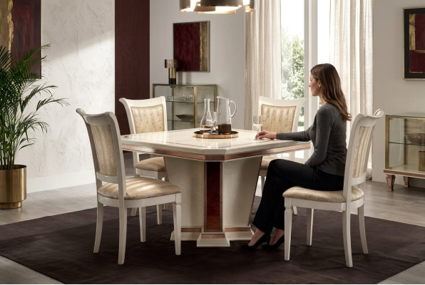 Table à manger baroque Table Groupe de bois Salle à manger Salle de séjour Suite Design Tables
