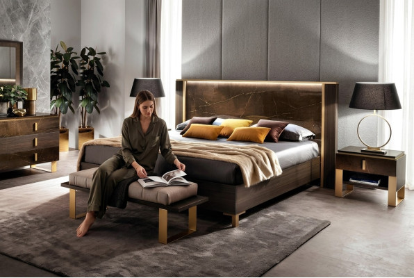 Revêtement de lit Lit double classique en bois 180x200cm Lits d'hôtel Chambre à coucher nouveau