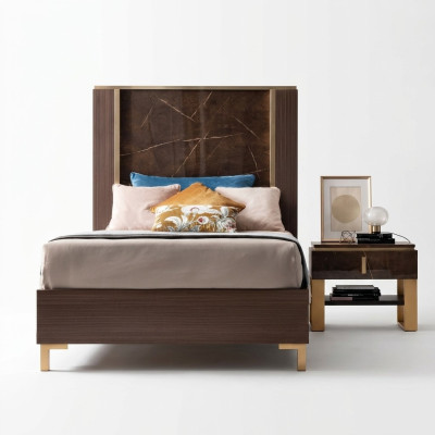 Lit Table de chevet Chambre Lit rembourré Classique Designer Meubles arredoclassic