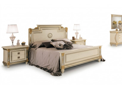 Royal Bed 2x Nachttische Schlafzimmer Suite 3tlg. Set Holzbetten neu