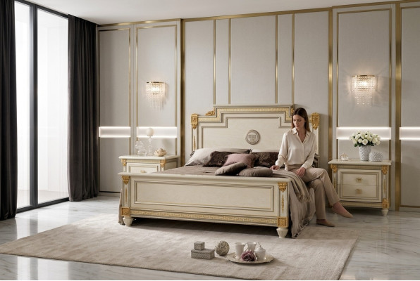 Lit + 2x table de chevet 3 pcs. Ensemble de chambre à coucher de designer de luxe Chambre baroque
