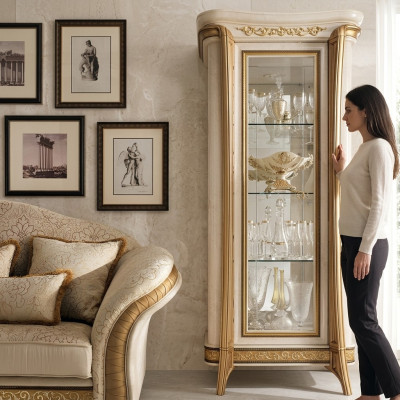 Vitrine de luxe Vitrine en verre Armoire de style classique Étagère de meubles ITALIE nouveau