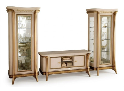 Buffet du salon 2x vitrine 3 pièces. Ensemble de meubles de rangement mural arredoclassic.