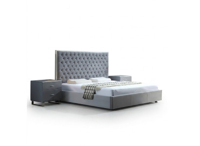 Grand lit double textile gris Chesterfield élégant design de luxe