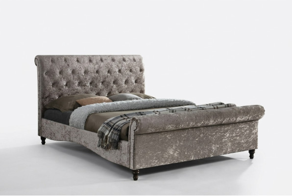 Lit de luxe Chesterfield boutons Chambre à coucher Mobilier de design Lit double Hôtel nouveau
