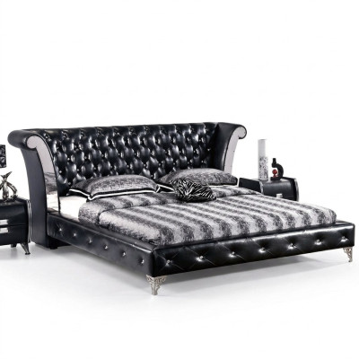 Acier inoxydable Lit Chesterfield en cuir de luxe Double Rembourrage Lits de designer Hôtel