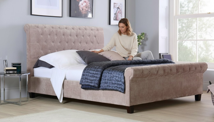 Lit en velours de design Chesterfield Luxe Textile Lit Chambre Double 160x200cm
