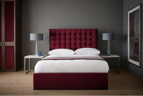 Tissu de velours de luxe rouge pour lit double design Chesterfield 160x200cm Lits neufs