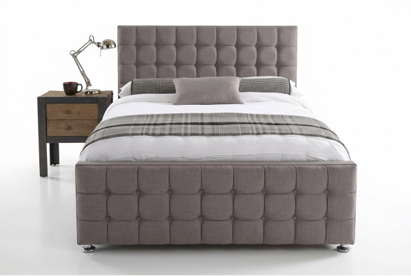 Lit double Chesterfield gris anglais, lits de chambre à coucher de designer