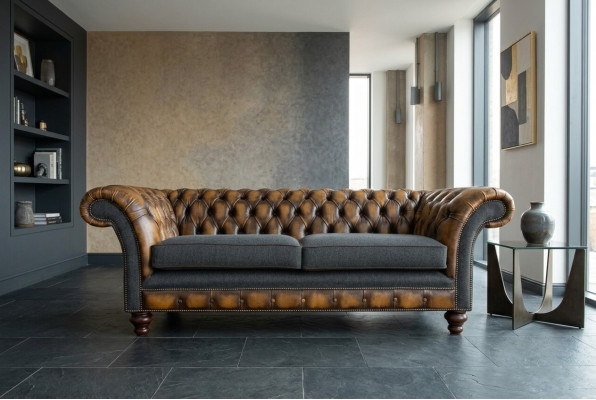 Canapé Chesterfield 3 places en tissu avec revêtement en cuir et trois places