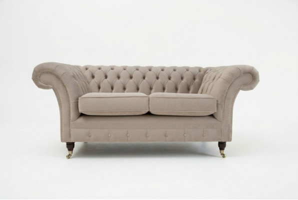 Canapé Chesterfield 2 places, designer de canapé en tissu, ensemble de canapés beige en velours.