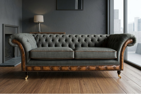 Élégant canapé Chesterfield trois places pour le salon