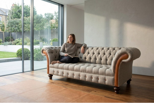 Canapé Chesterfield trois places gris design de revêtement de canapé trois places moderne